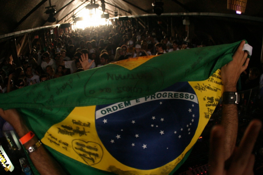 Warung Beach Club 19 anos: evento teste e o retorno da mágica do Templo