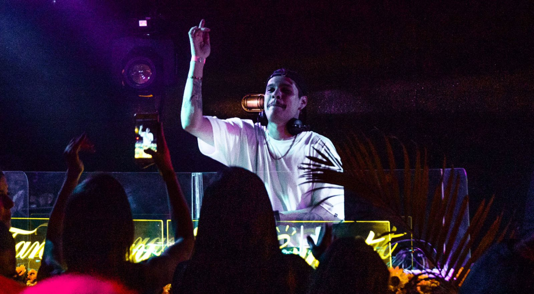 Jay Mariani estreia no Carnavibe com warm up recheado de produções autorais